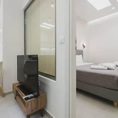 Peris 1 - Near Old Town With Parking Apartment *