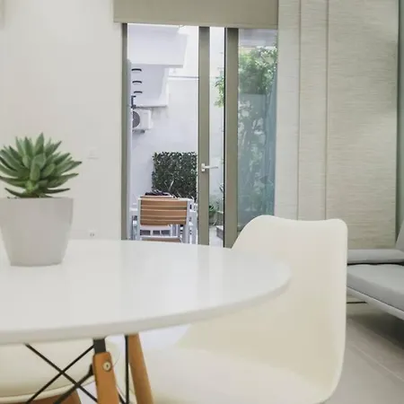 Appartement Peris 1 - Near Old Town With Parking *